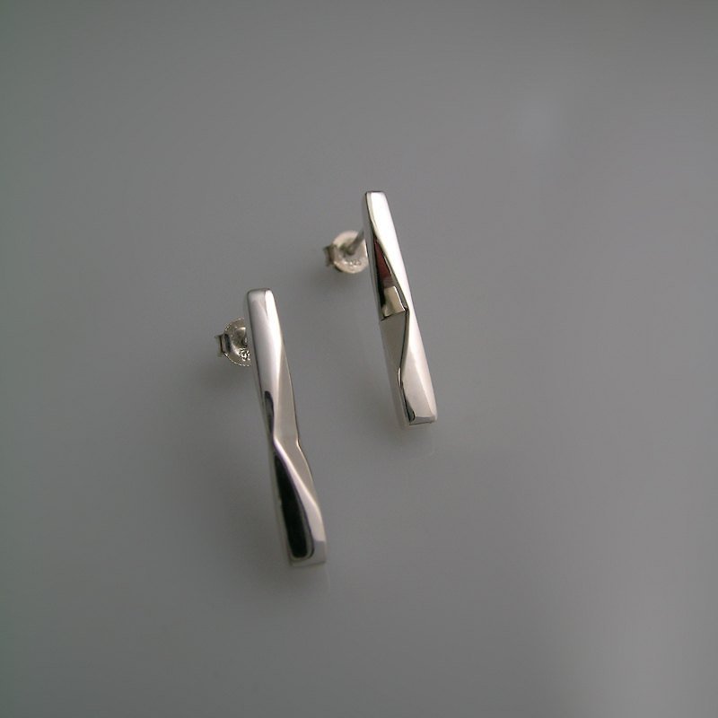 FUHSIYATUO 芙西雅朵 几何纯银耳环 - 耳环/耳夹 - 其他金属 白色