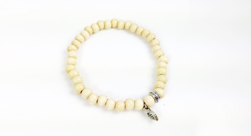 “乳白木珠 x 小叶子” - 手链/手环 - 其他材质 白色