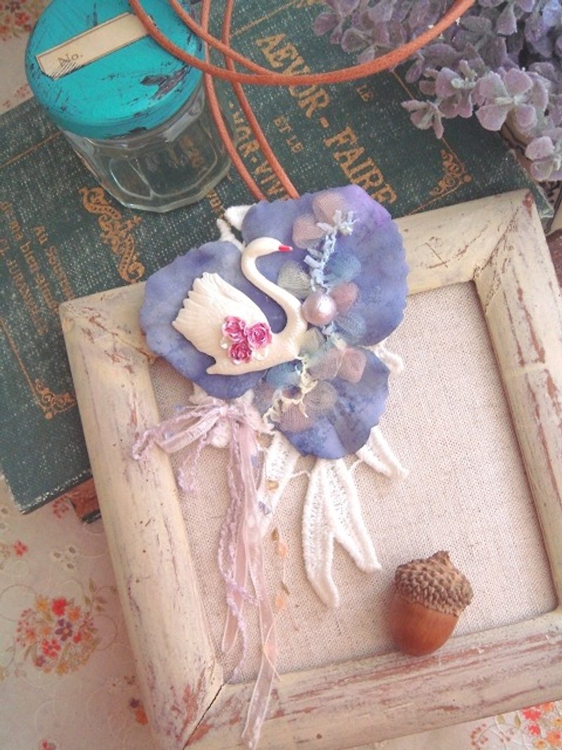 Garohands 优雅天鹅棉花珍珠蕾丝织带两用项链别针*薰衣草紫 N016 礼物 森林系 - 项链 - 其他材质 紫色
