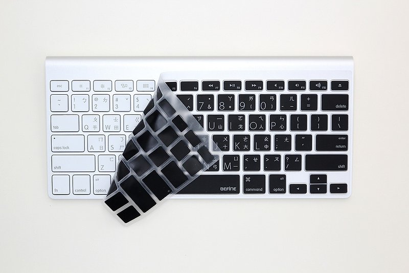 BEFINE MAC 专用键盘保护膜黑底白字 (8809305222689) - 平板/电脑保护壳 - 其他材质 黑色