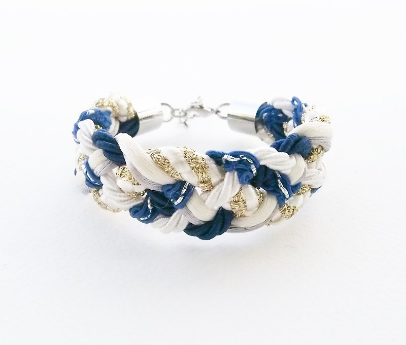 Navy blue braided bracelet - 手链/手环 - 其他材质 蓝色
