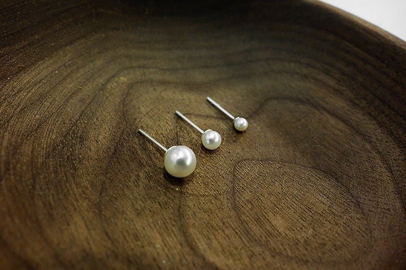 气质珍珠 纯银耳环 - 耳环/耳夹 - 其他金属 