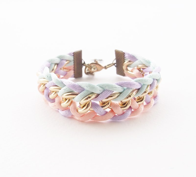 Pastel braided bracelet with gold chain - 手链/手环 - 其他材质 多色
