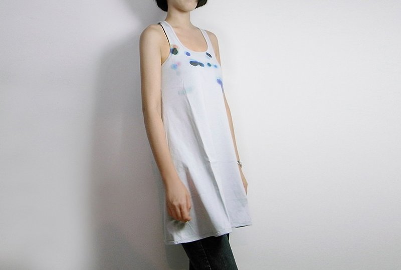 I . A . N Design 日景 灰色长版挖背背心 100%有机棉 Organic Cotton - 女装上衣 - 棉．麻 灰色