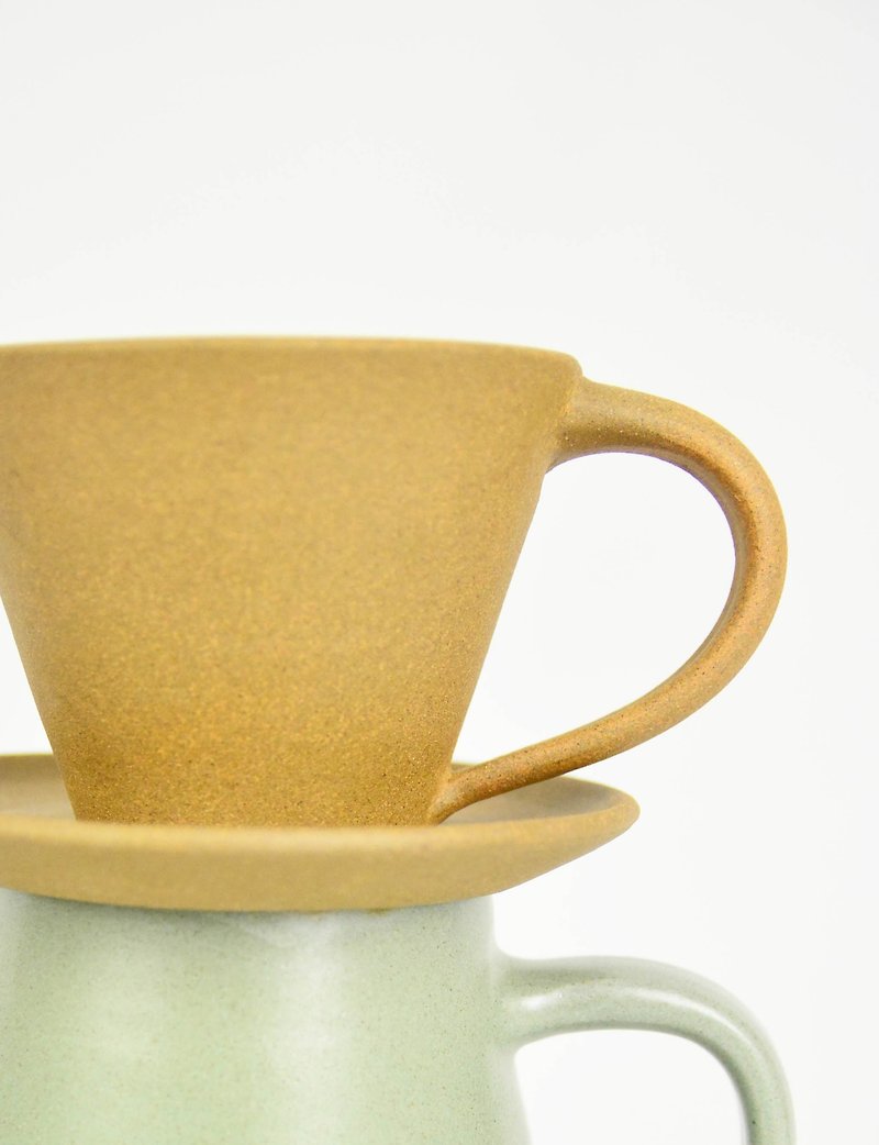 素烧陶咖啡滤杯-公平贸易 - 咖啡杯/马克杯 - 其他材质 金色