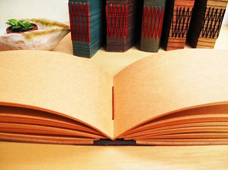 手感木皮笔记书-随手小册-红色 - 笔记本/手帐 - 其他材质 