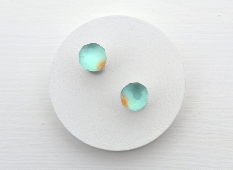 glass pierce “bit”ミント - 耳环/耳夹 - 玻璃 绿色