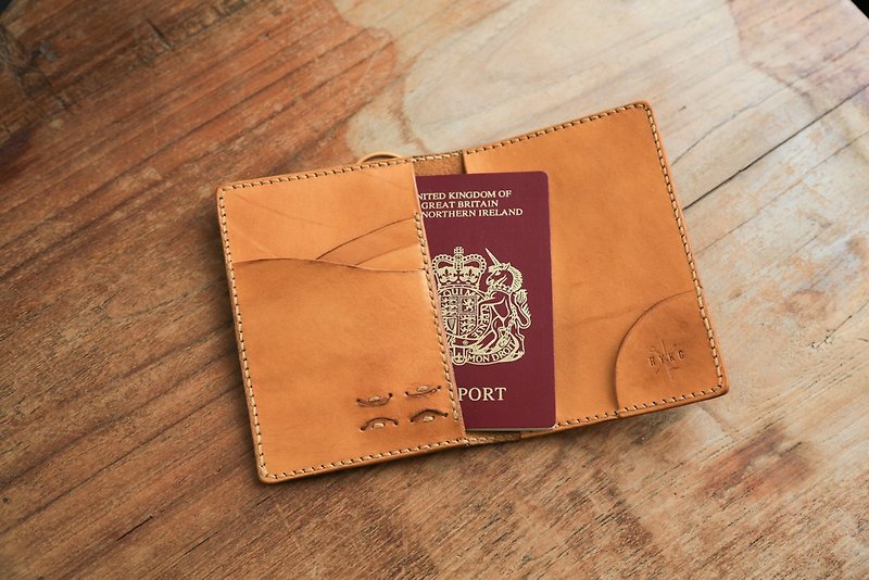 材料包 / 完成品 真皮复古革护照套, 刻字服务, 定制化礼物 - 护照夹/护照套 - 真皮 多色