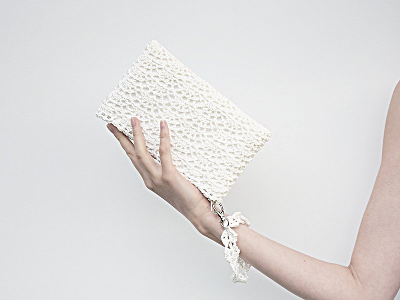 Ivory Bridal Clutch Bag – Bridal White Lace Purse – Crochet Lace Wedding Purse – Wedding Bag – Pearl White Small Wristlet Bag – Crochet Bag - 手拿包 - 其他材质 白色