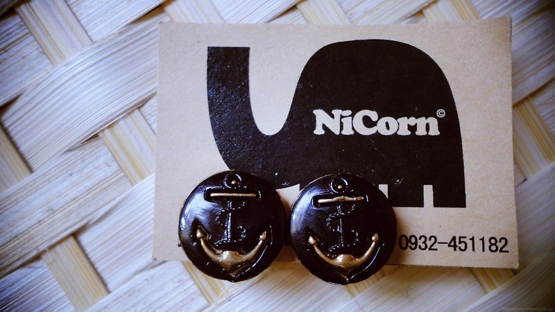 NiCorn手作-发梢的幸福-夏日冒险船锚复古耳环(耳夹式) - 耳环/耳夹 - 其他材质 黑色