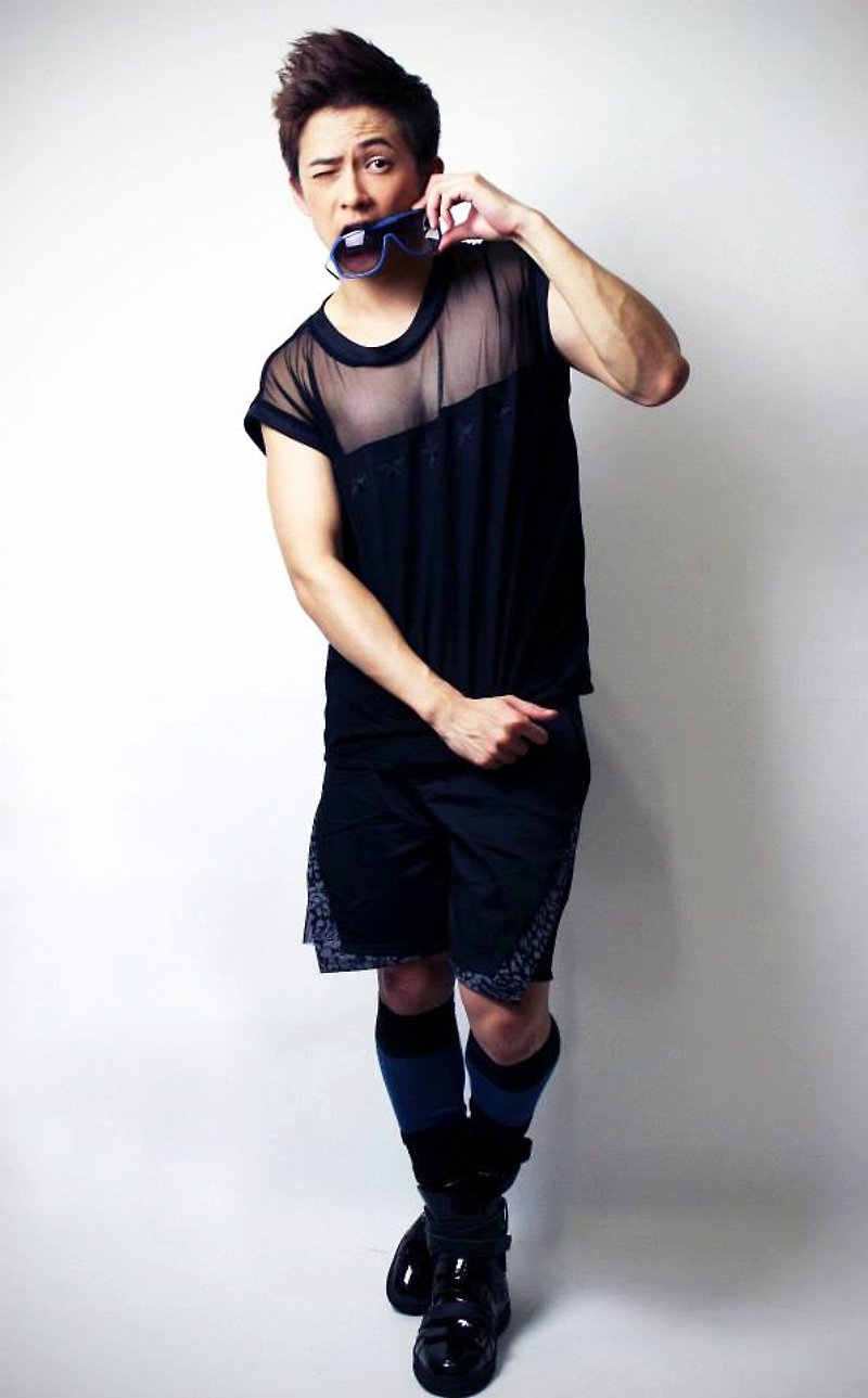 台湾设计师品牌 男装 时尚流行 前卫设计 男装 短裤 休闲裤 黑色 - 男士短裤 - 其他材质 黑色
