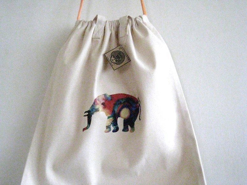 MaryWil小文青环保袋-束口肩背式迷幻大象 - 侧背包/斜挎包 - 其他材质 白色