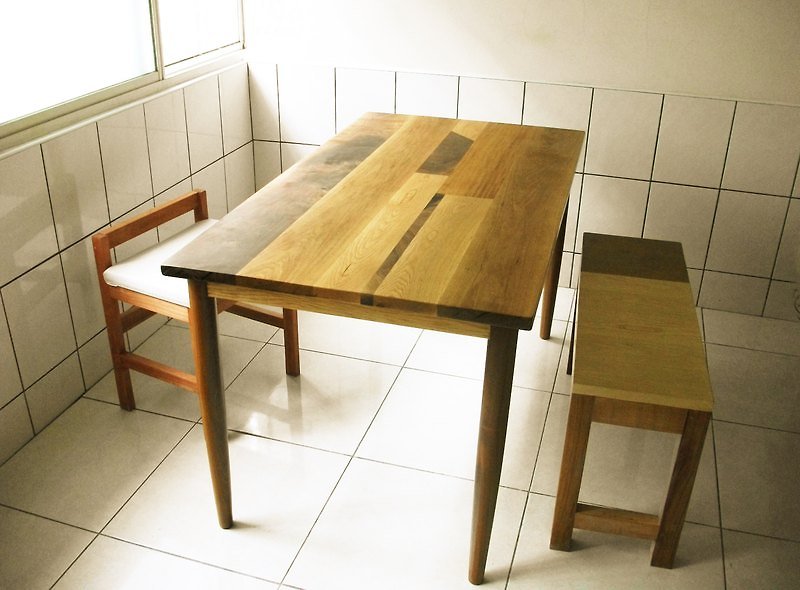 实木餐桌 - 餐桌/书桌 - 木头 咖啡色