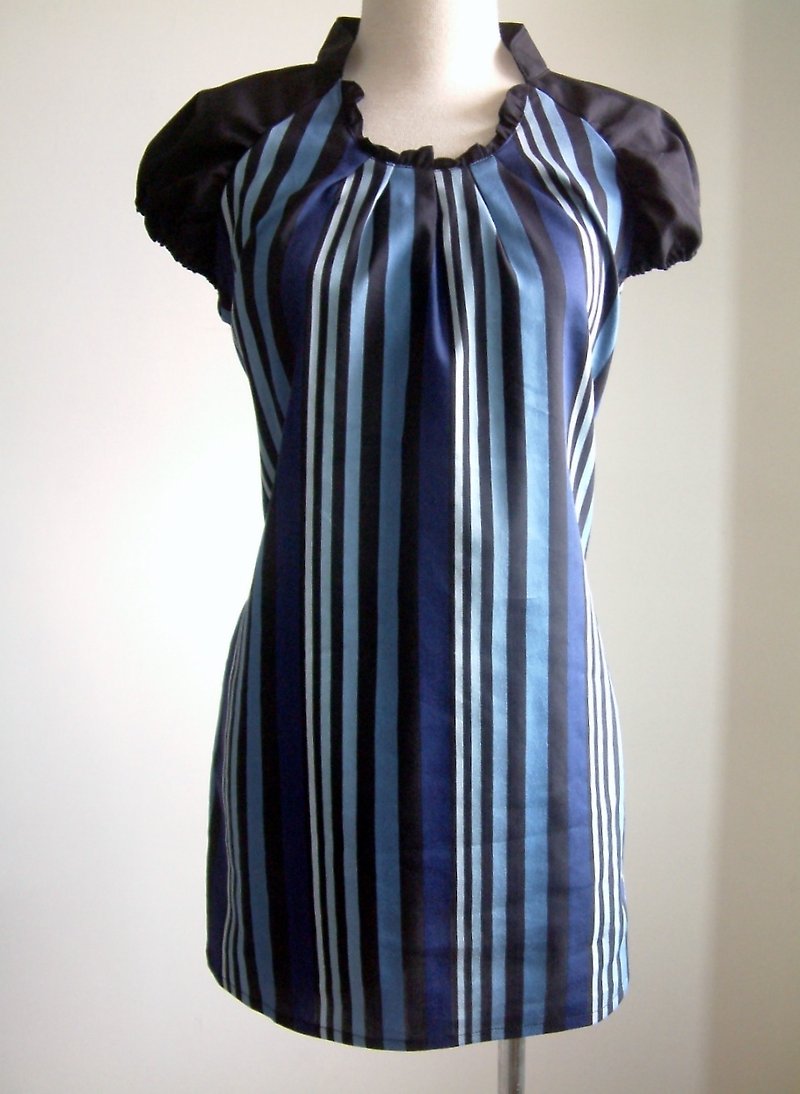 立领多彩条纹长版衣-蓝色 - 洋装/连衣裙 - 其他材质 蓝色