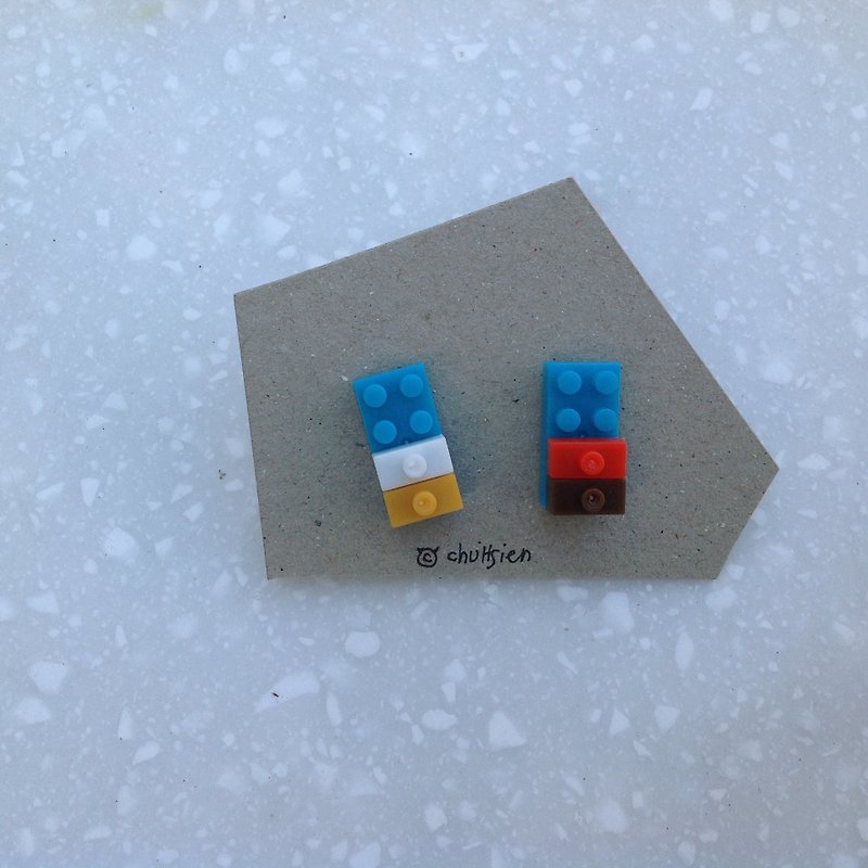 耳环●一粒豆的彩色积木（可拆卸组装） - 耳环/耳夹 - 塑料 多色