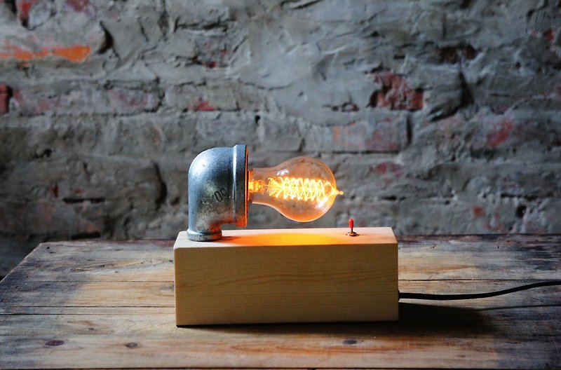 Edison-industry  复古  工业风  LOFT    松木灯座 灯座上有复古开关 含灯泡 -爱迪生工业 设计款9 - 灯具/灯饰 - 木头 咖啡色