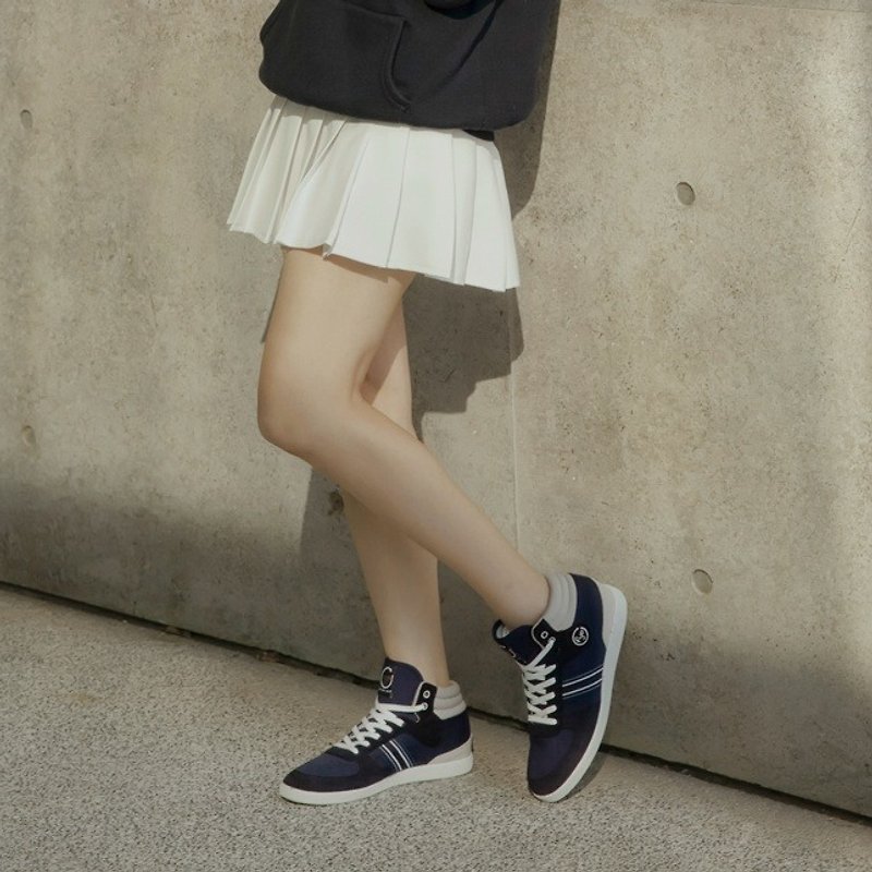 CEVENNES 高筒 /深蓝色/ 女生款 台湾宝特瓶纤维(再回收概念,耐穿,不会分解) ---运动·活力。 - 女款休闲鞋 - 其他材质 蓝色