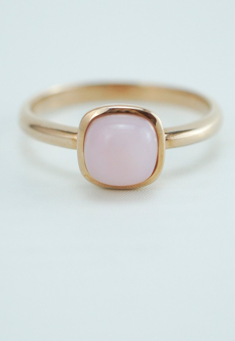 小小糖果 - 6mm 枕形卜面粉红蛋白石纯银电18K 玫瑰金戒指 - 戒指 - 宝石 粉红色