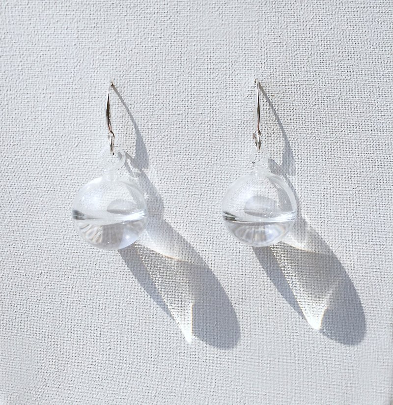 水珠款 玻璃坠饰 短垂坠式耳环/耳夹 - 耳环/耳夹 - 玻璃 白色