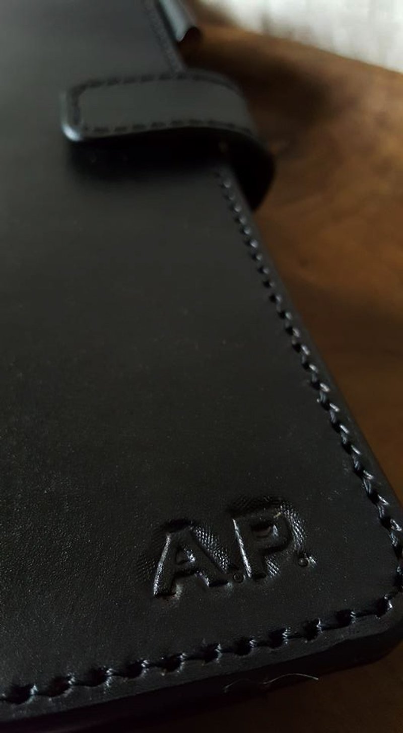 专属定制 B5 26孔黑色纯牛皮万用手册 (订做情人、生日送礼) - 笔记本/手帐 - 真皮 黑色