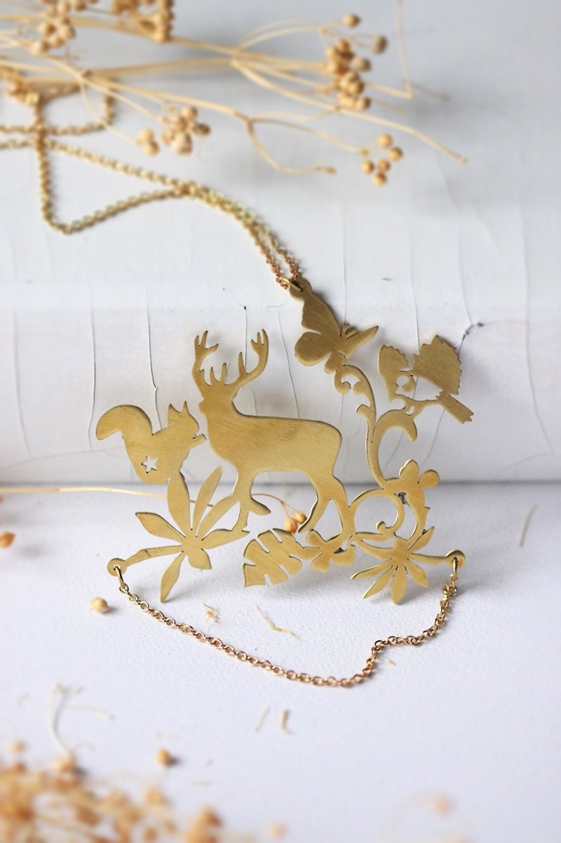 Deer in the forest necklace by linen. - 项链 - 其他金属 
