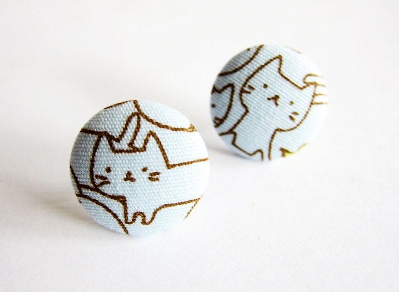 布扣耳环 蓝底猫咪 可做夹式耳环 - 耳环/耳夹 - 其他材质 蓝色