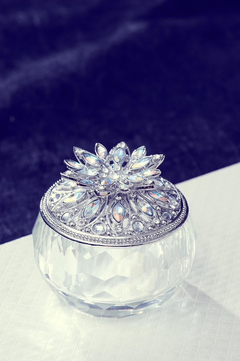 Neve Jewelry 维纳斯水晶珠宝盒(白/银) - 摆饰 - 其他金属 白色