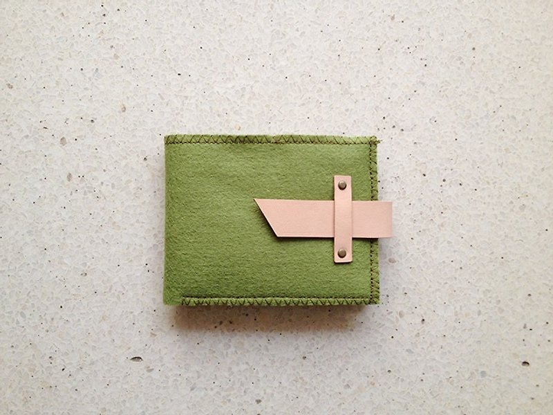 橄榄绿布织布缀有牛皮皮革短夹 - 皮夹/钱包 - 聚酯纤维 绿色