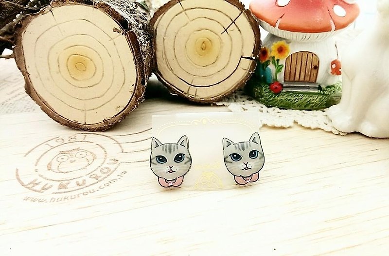 §HUKUROU§猫咪系列贴耳耳环(灰色虎斑) - 耳环/耳夹 - 塑料 