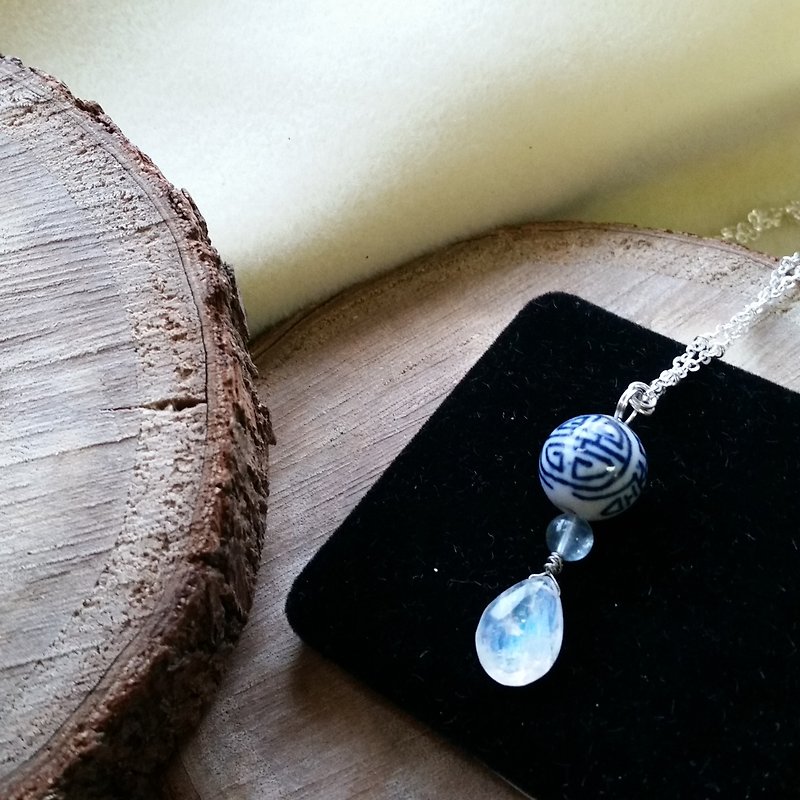 手工陶瓷珠淡蓝萤石配16mm 强光切面月亮石 925银长项链 - 长链 - 宝石 蓝色