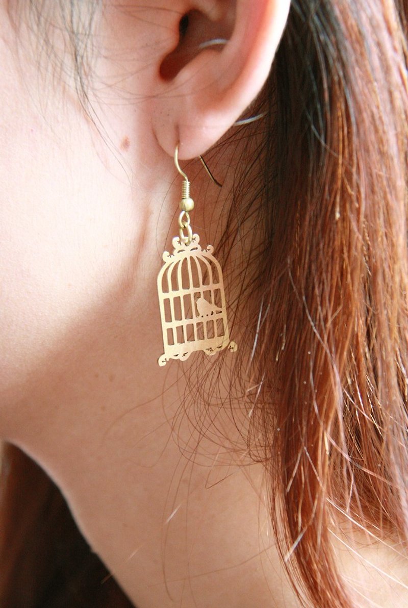 复古鸟笼黄铜耳环 - 耳环/耳夹 - 其他金属 金色