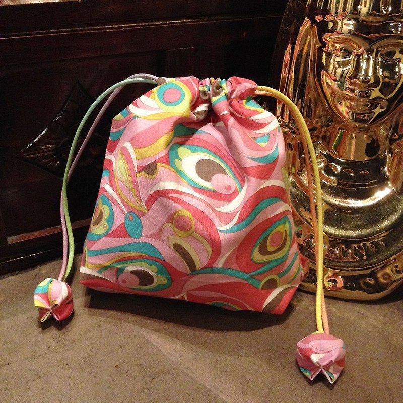 复古 粉红变形图案 礼物袋 束口袋 - 化妆包/杂物包 - 其他材质 粉红色