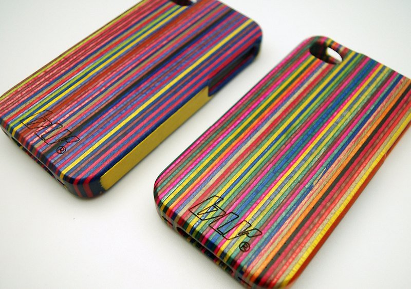 BLR 爱线彩虹 iPhone4/4s 保护木壳 染色 环保木材 - 手机壳/手机套 - 木头 多色