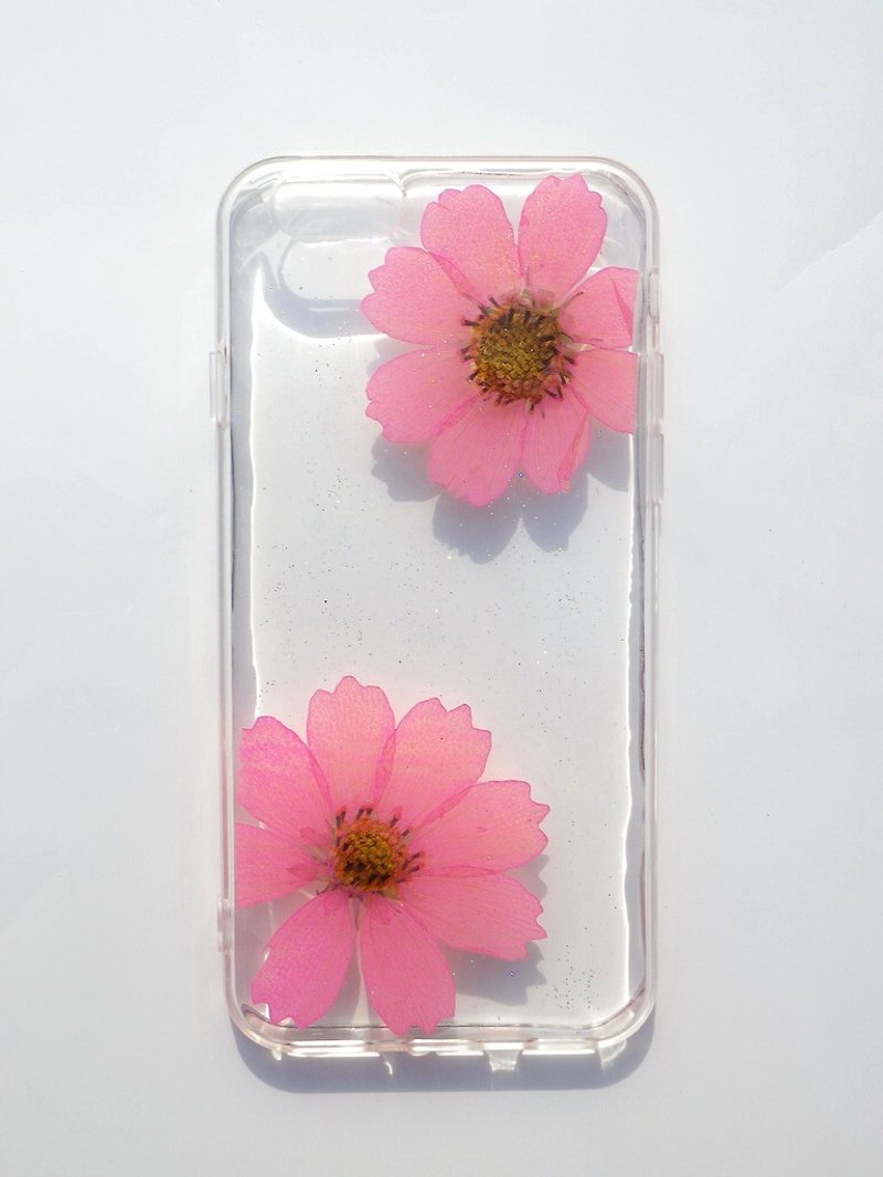 Anny's workshop手作押花手机保护壳，适用于iphone 6, 粉红波斯菊(透明软边) - 手机壳/手机套 - 塑料 粉红色