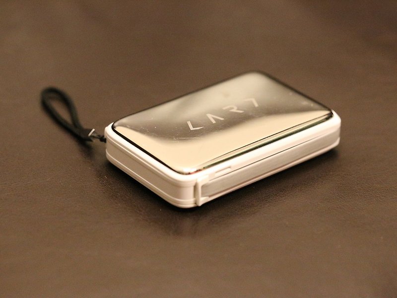 【CARD】CPX 极致行动电源 10200mA(白色) - 充电宝/传输线 - 其他金属 白色