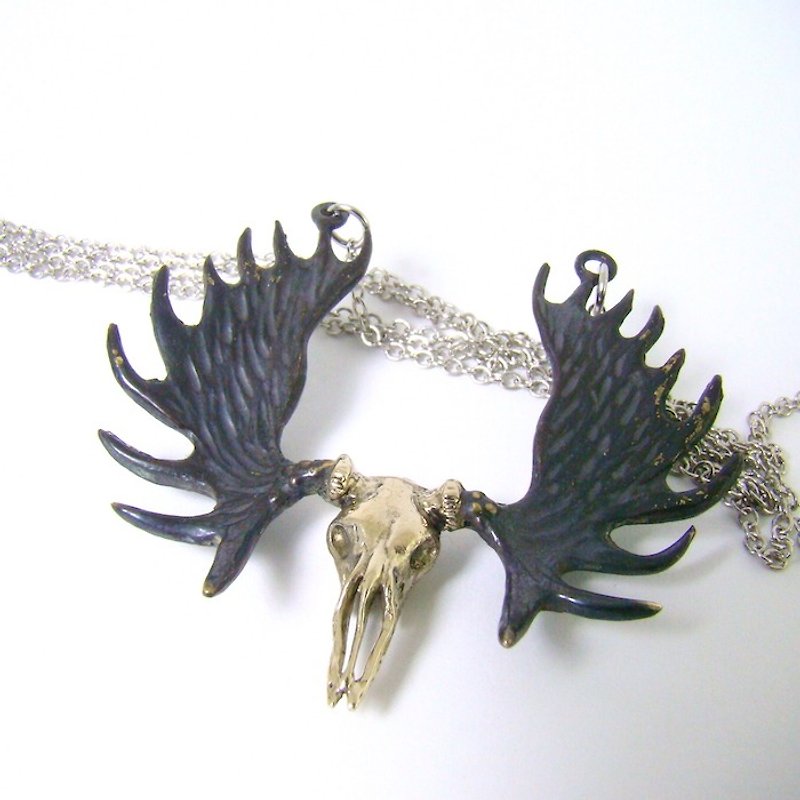 Moose skull pendant in white bronze and oxidized antique color ,Rocker jewelry ,Skull jewelry,Biker jewelry - 项链 - 其他金属 
