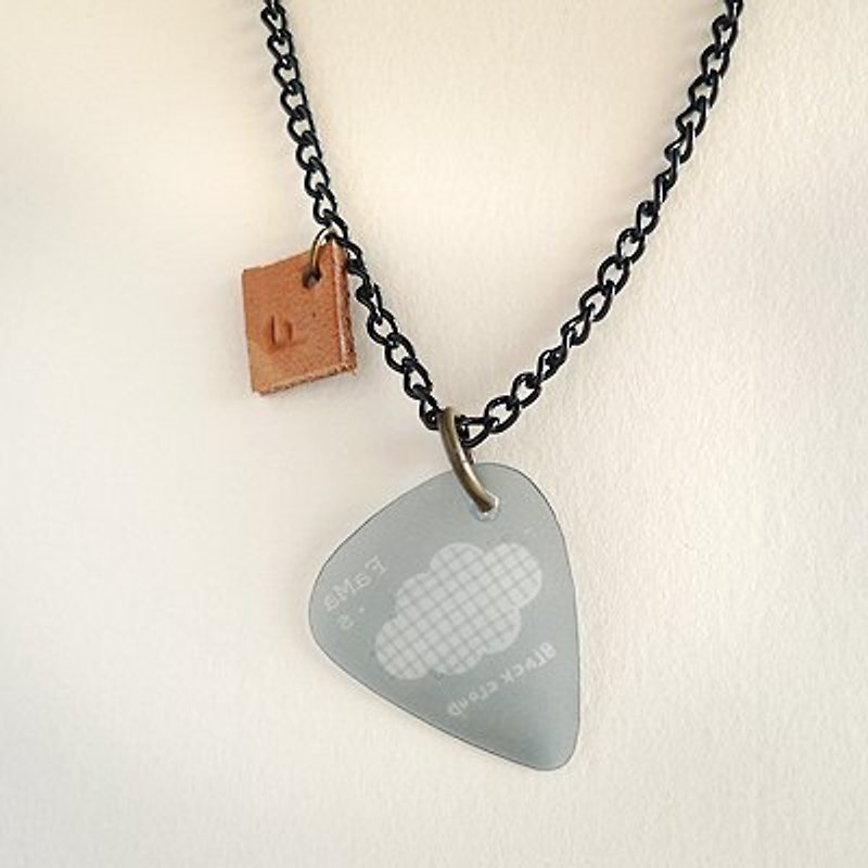 FaMa·s Pick吉他弹片-真皮钢印 项链 - 项链 - 其他金属 多色