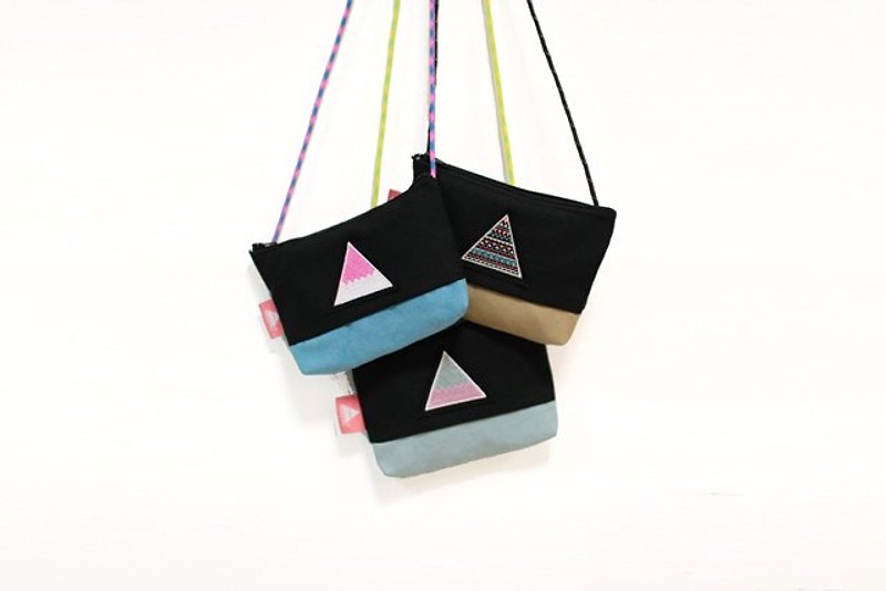 "H-ZOO" 帆布*麂皮电绣三角形锯齿小背袋、笔袋、手机袋- ( 只剩黑 * 藍 ) - 其他 - 其他材质 黑色