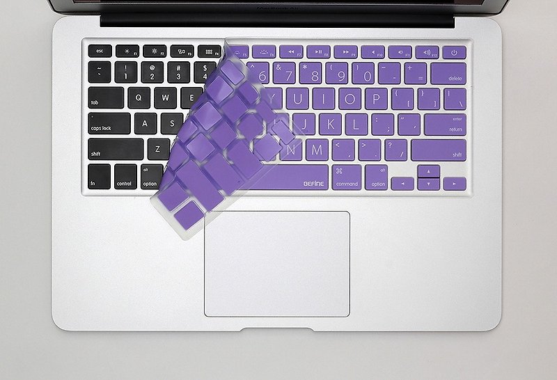 BEFINE MacBook Air 13专用键盘保护膜（KUSO英文Lion版）  紫底白字 (8809305221613) 此版无注音 - 平板/电脑保护壳 - 其他材质 紫色