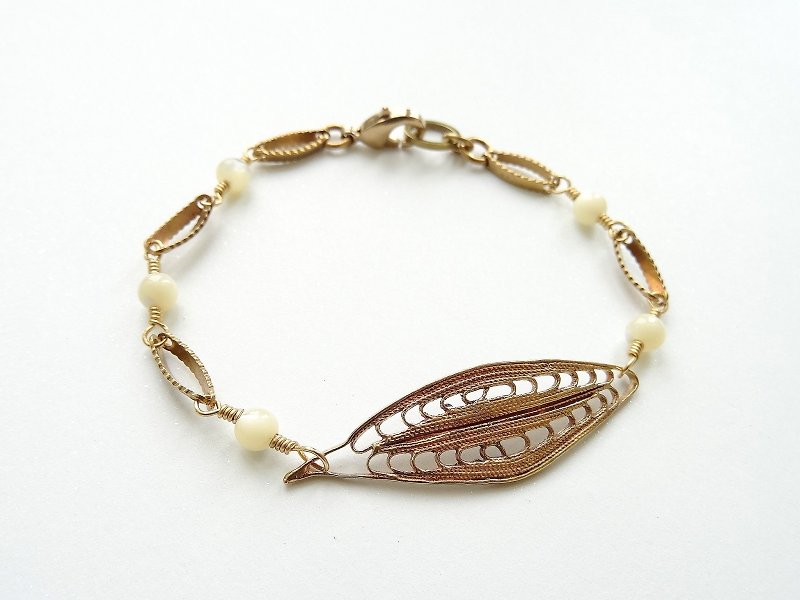 象牙白 贝壳珠 黄铜手链 | 地中海之眼 - 手链/手环 - 半宝石 白色