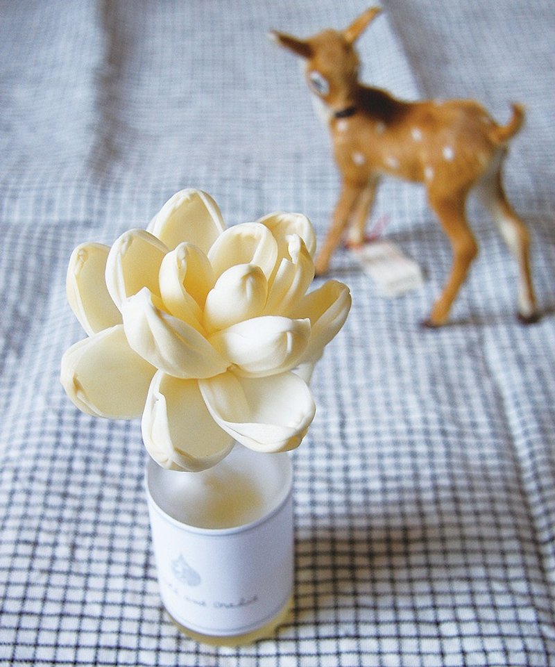 日本 Art Lab - 除臭香氛花 -  补充瓶  (即将绝版) - 香薰/精油/线香 - 植物．花 白色