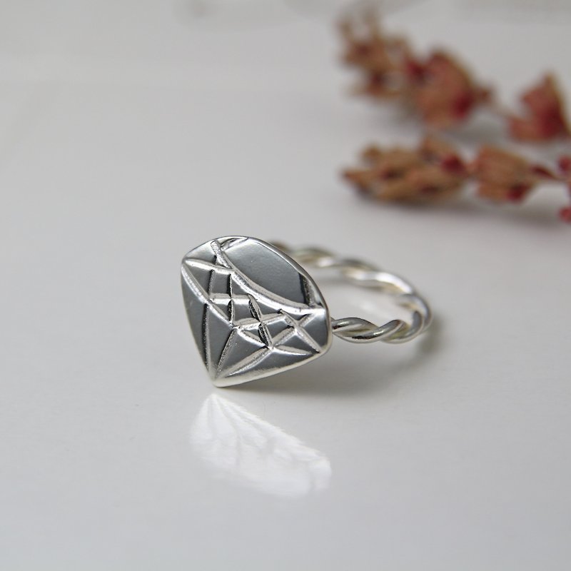 【妳最珍贵】钻石戒指 / 纯银戒指 / 麻花戒指 / Sterling Silver Ring / Diamond - 戒指 - 其他金属 
