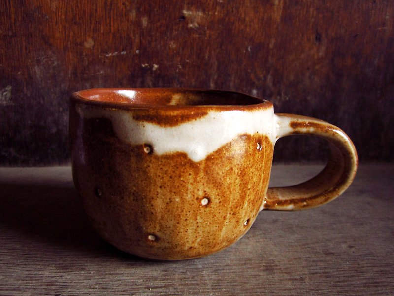 焦糖牛奶系列-手捏不规则点点咖啡杯 - 咖啡杯/马克杯 - 其他材质 