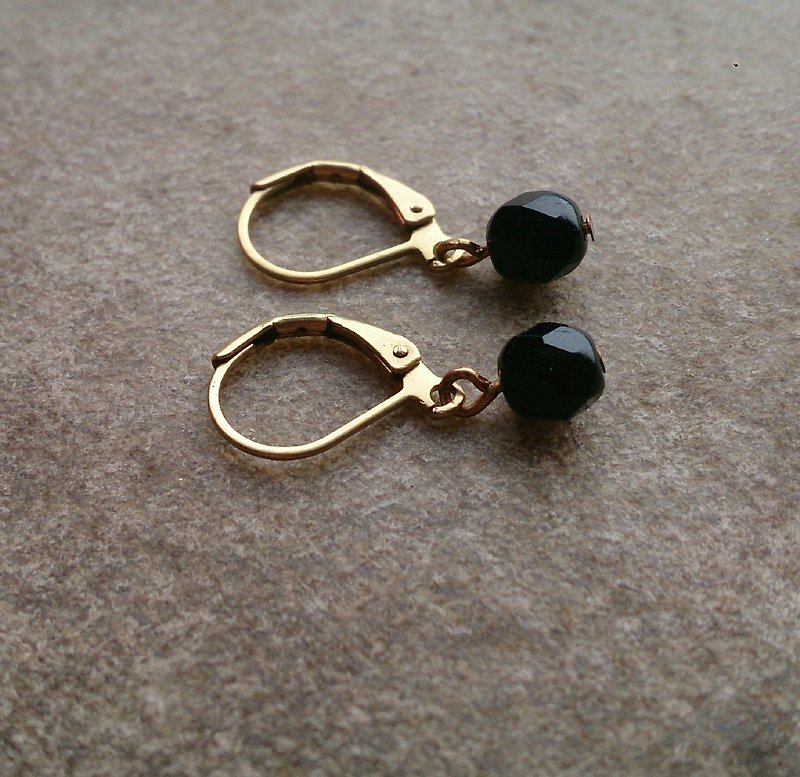 简约黑色玻璃黄铜耳环 - 耳环/耳夹 - 玻璃 黑色