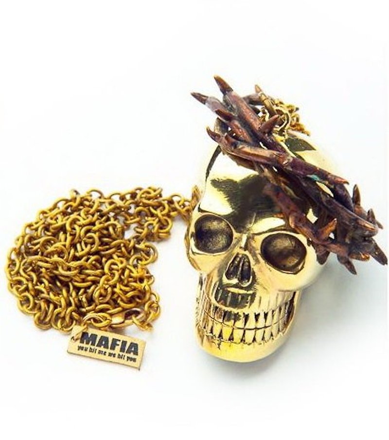 Skull with thorn crown pendant in brass with oxidized antique gold color ,Rocker jewelry ,Skull jewelry,Biker jewelry ▃▃▃▃▃▃▃▃▃▃▃▃▃▃▃▃▃▃▃▃▃▃▃▃▃ The pendants came with brass chain long 28" If you need other length of the chain please leave message to u - 项链 - 其他金属 