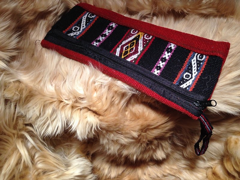 羊驼毛多彩秘鲁织纹长包-暗红 - 化妆包/杂物包 - 其他材质 红色