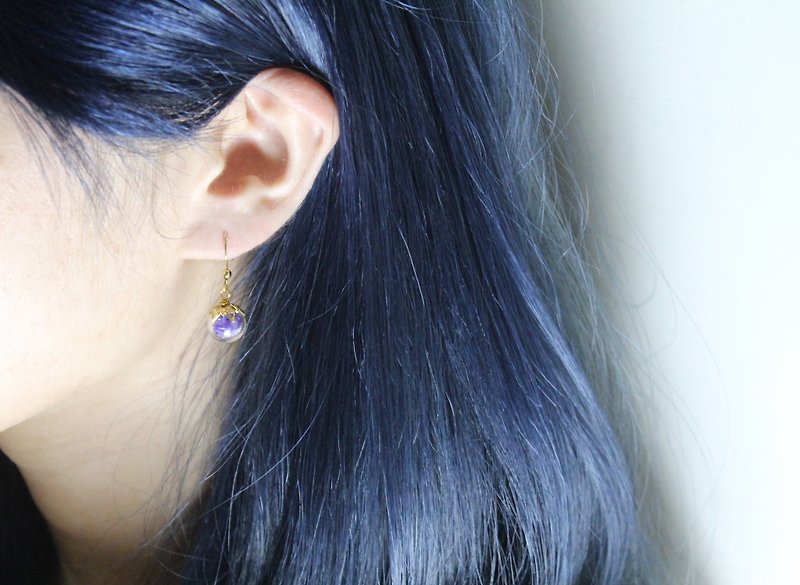 玻璃球垂坠耳环-紫阳花 あじさい - 耳环/耳夹 - 玻璃 紫色