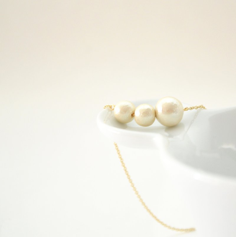 Necklace Pellet Cotton Pearl Necklace 14KGF - 项链 - 其他金属 金色