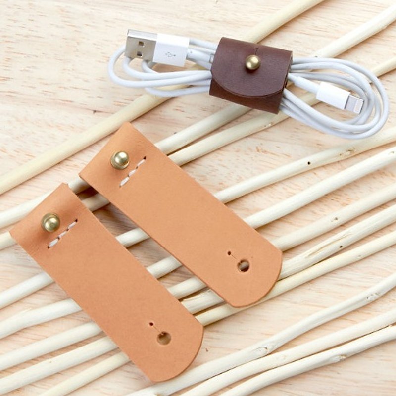 Set x2 pcs Leather Cord Organizer Cable Keeper- TAN color- vegetable tanned cord organizer - 吊饰 - 真皮 金色