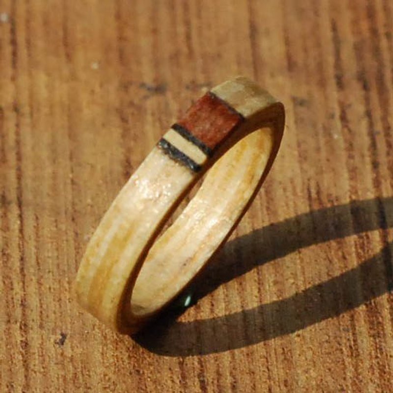 白枫木镶嵌系列木头戒指 古典风格 可订制情人节对戒 - 戒指 - 木头 白色